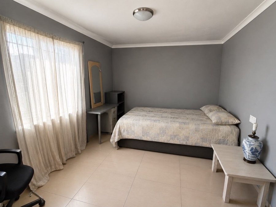 4 Bedroom Property for Sale in Delft South Western Cape